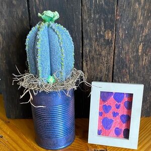 Denim cactus & frame